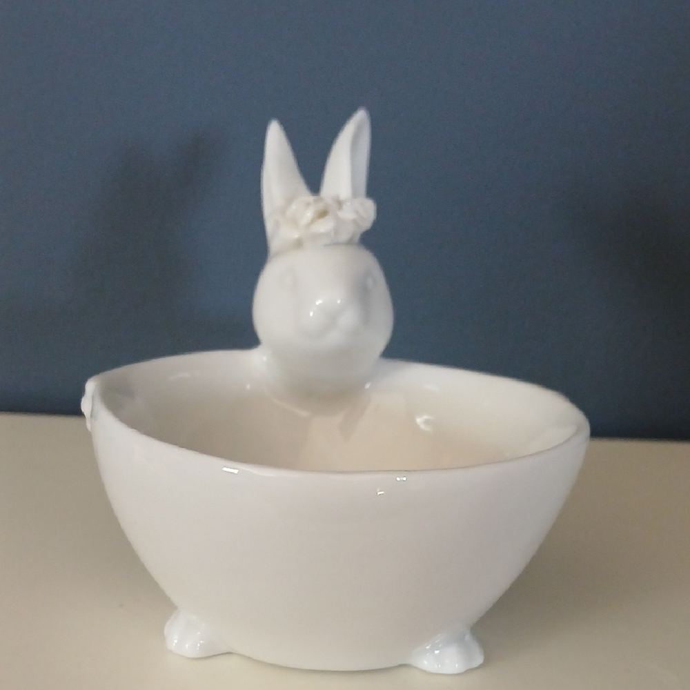 Transpac Ceramic White Bunny Bowl